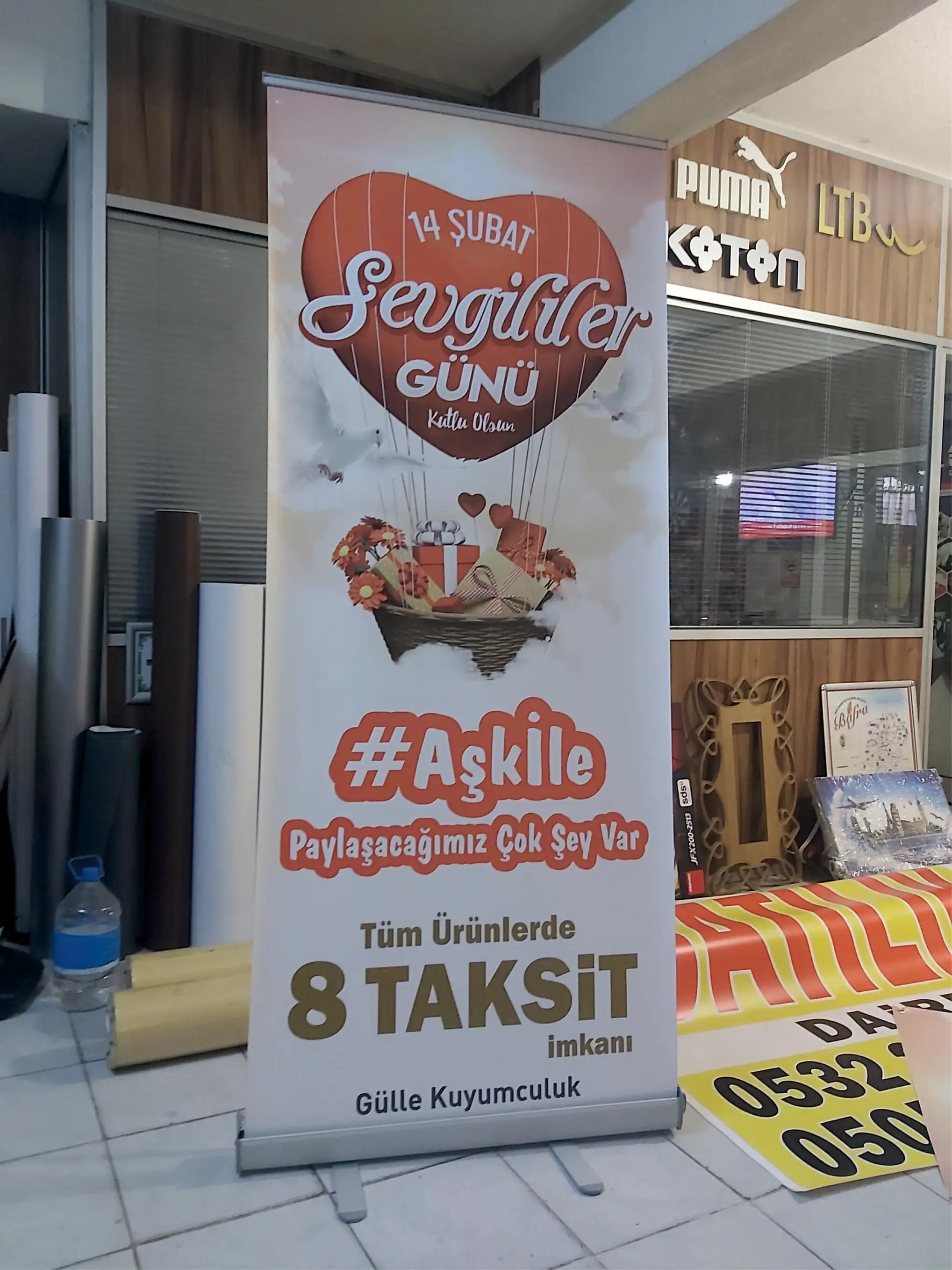 Ayaklı Vinil