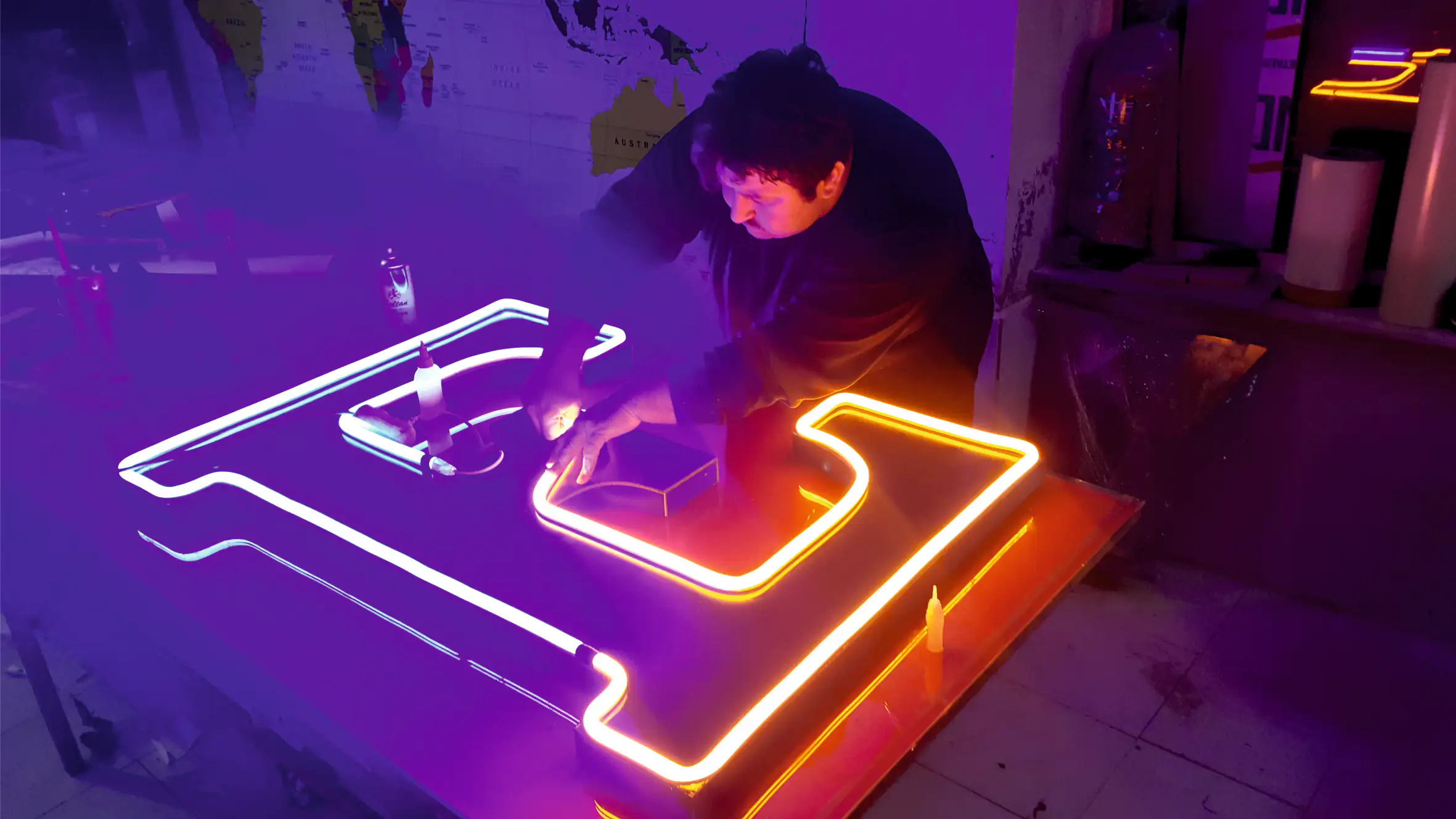 Esnek Neon