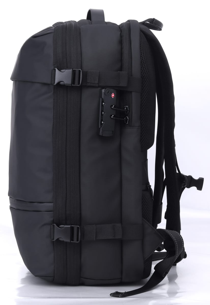 Classone VC173-00B VIP Vacum Travel Serisi 17, 3, 15.6, 14 İnch Uyumlu Laptop Sırt Çantası - Siyah