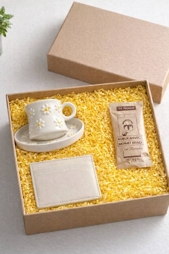 DERİ KARTLIK FİNCAN KAHVE KUTULU SET