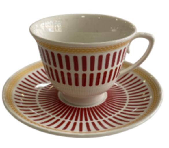 DESENLİ KAHVE FİNCANI KIRMIZI