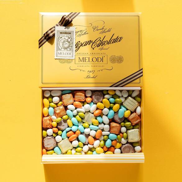 Melodi Özel Seri Hediye Çikolata Sarı 950g
