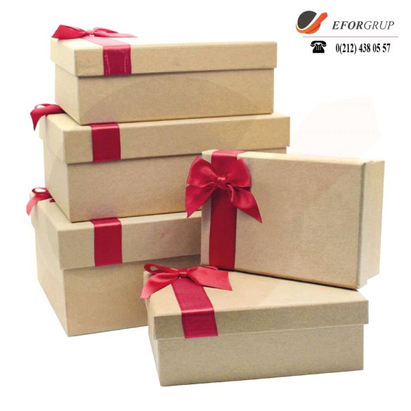 Saten Kurdeleli Kraft Hediye Kutusu ( 31,5 x 31 x 12,5 cm )